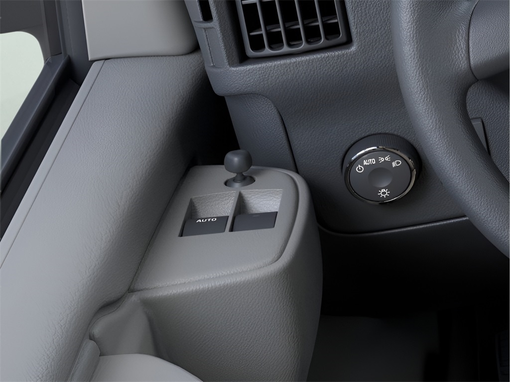 2025 Chevrolet Express Base Image 18 of 24
