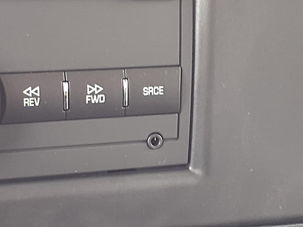 Vehicle image 19 of 25