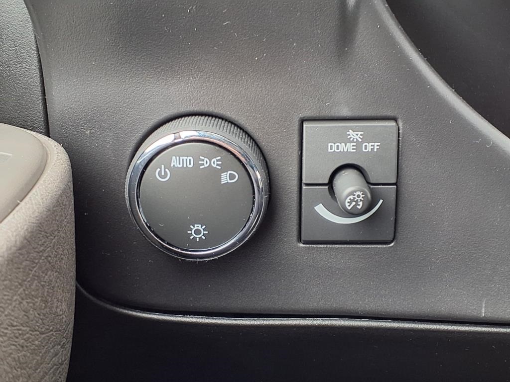 Vehicle image 13 of 25