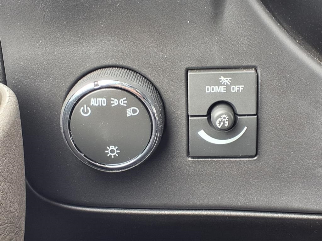 Vehicle image 12 of 22