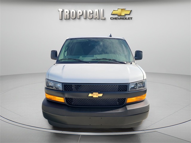 2025 Chevrolet Express Base Image 2 of 27