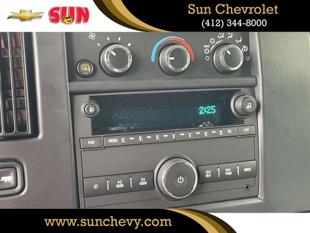 2025 Chevrolet Express Base Image 14 of 26