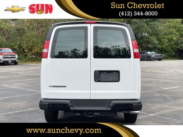 2025 Chevrolet Express Base Image 20 of 26