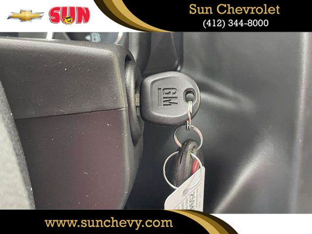 2025 Chevrolet Express Base Image 19 of 26