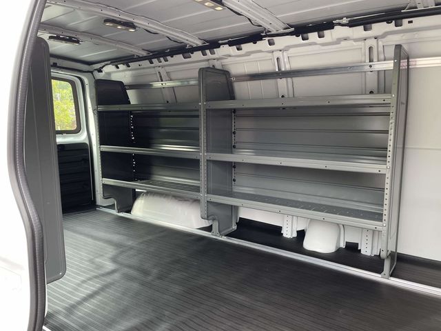 2025 Chevrolet Express Base Image 11 of 25
