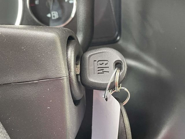 2025 Chevrolet Express Base Image 17 of 25