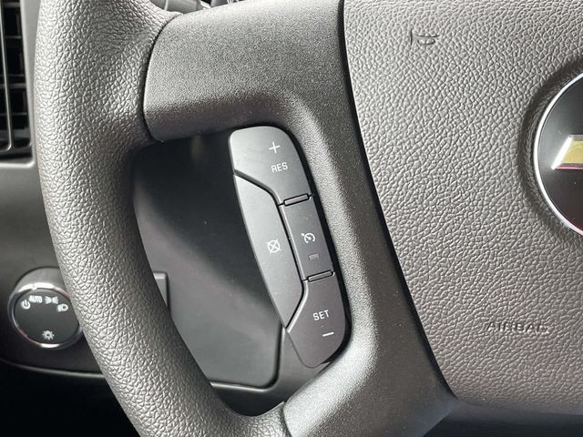 2025 Chevrolet Express Base Image 20 of 25