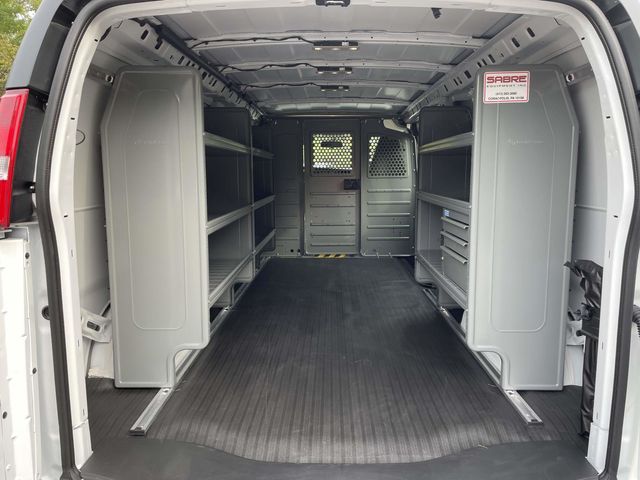 2025 Chevrolet Express Base Image 10 of 25