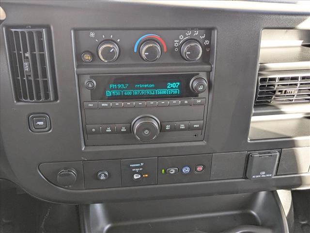 2025 Chevrolet Express Base Image 15 of 18