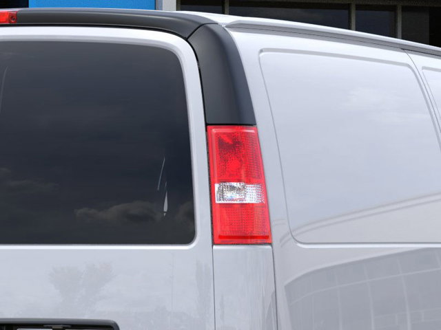 Vehicle image 11 of 24