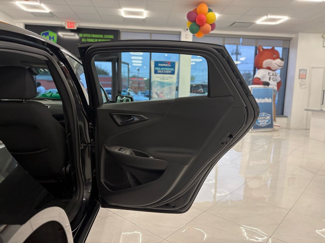 2025 Chevrolet Malibu LT Image 37 of 38