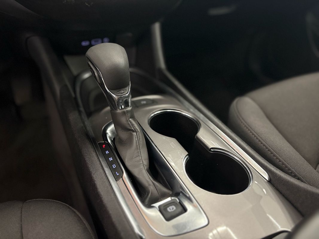 2025 Chevrolet Malibu LT Image 26 of 38