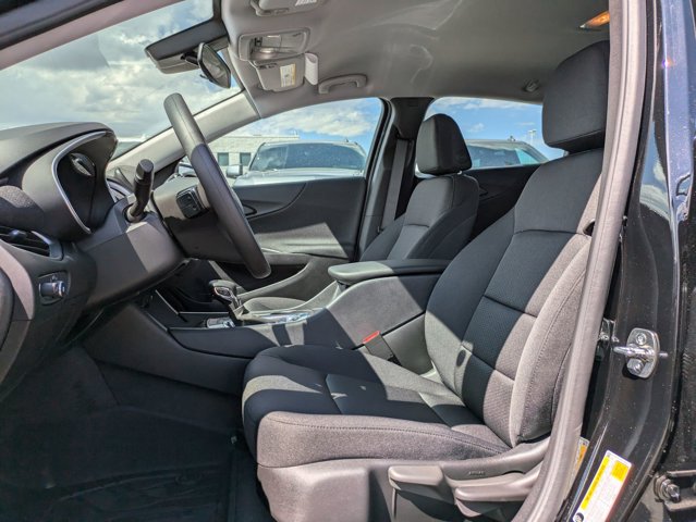 Vehicle image 16 of 22