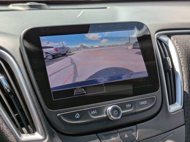 Vehicle image 13 of 22