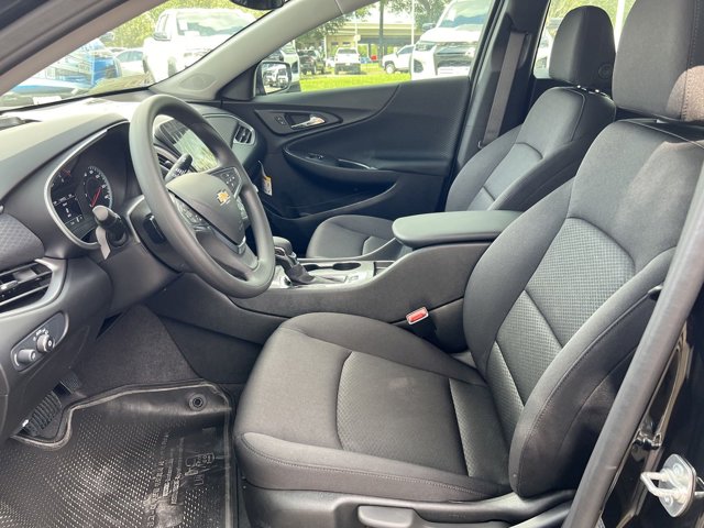 Vehicle image 11 of 27