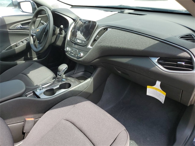 Vehicle image 9 of 20