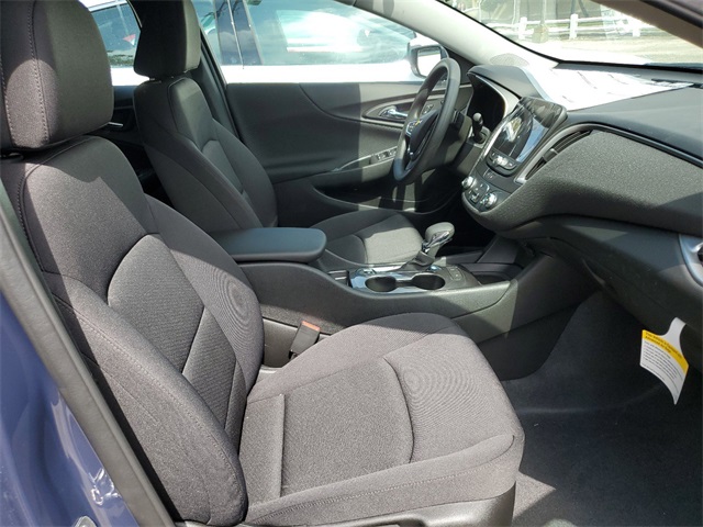 Vehicle image 8 of 20