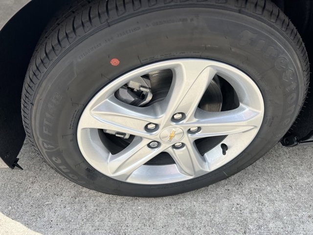 Vehicle image 10 of 28