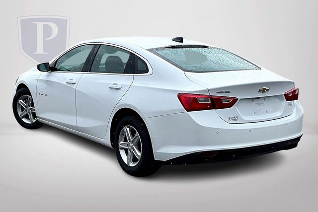 Vehicle image 3 of 24