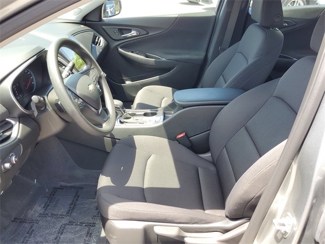 Vehicle image 15 of 26