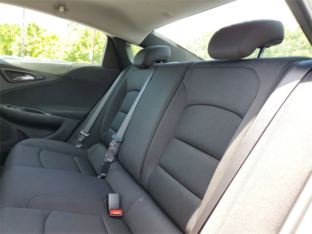 Vehicle image 11 of 26