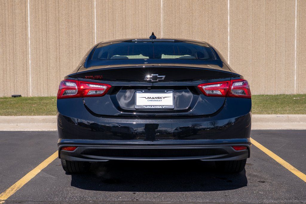 Vehicle image 5 of 33