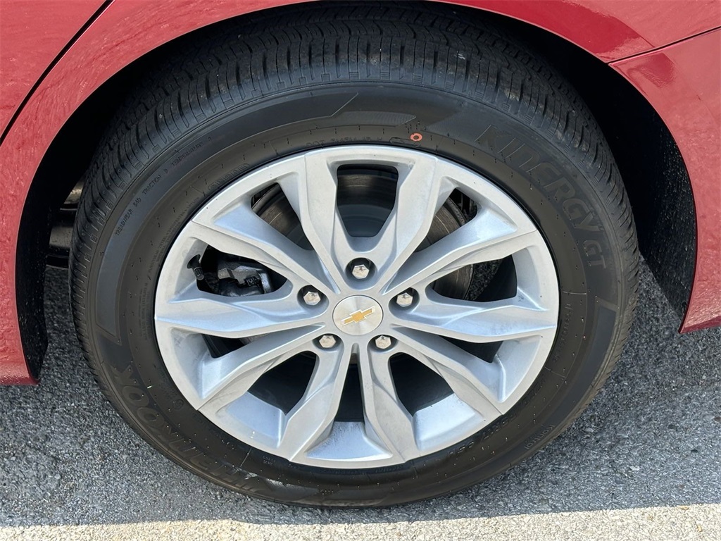 Vehicle image 10 of 27