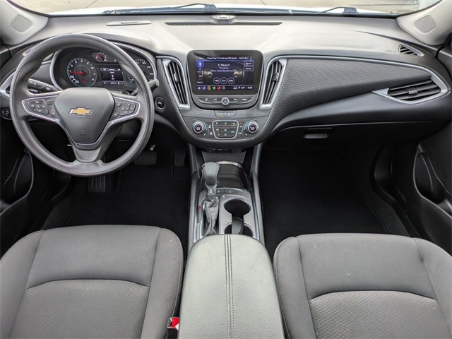 2025 Chevrolet Malibu LT Image 11 of 33