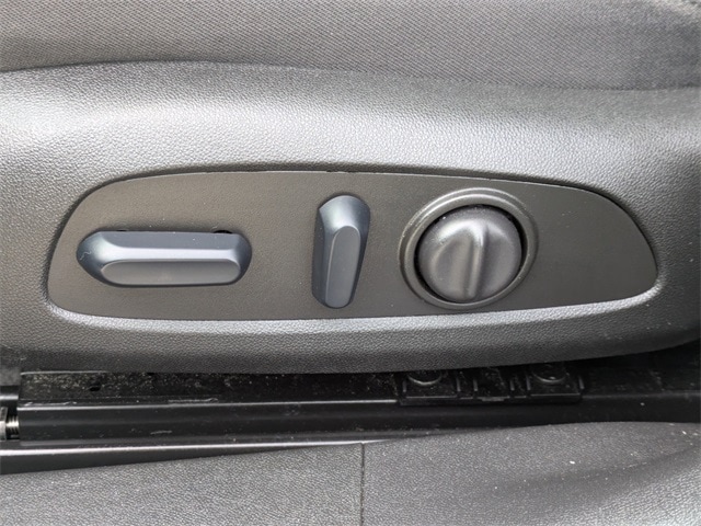 2025 Chevrolet Malibu LT Image 32 of 33