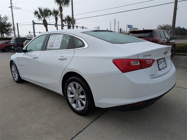 2025 Chevrolet Malibu LT Image 5 of 33