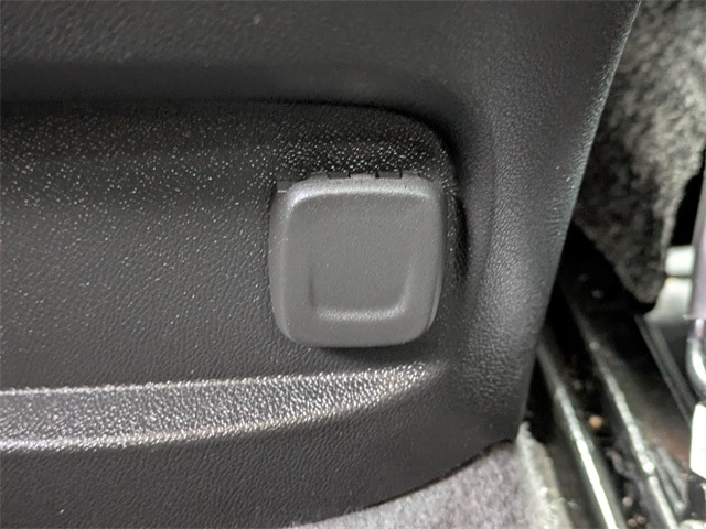 2025 Chevrolet Malibu LT Image 33 of 33