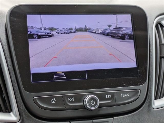 2025 Chevrolet Malibu LT Image 15 of 33