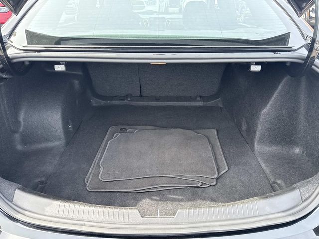 2025 Chevrolet Malibu LT Image 9 of 34