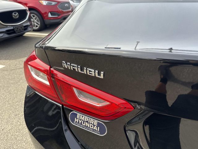 2025 Chevrolet Malibu LT Image 32 of 34