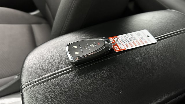 2025 Chevrolet Malibu LT Image 25 of 34