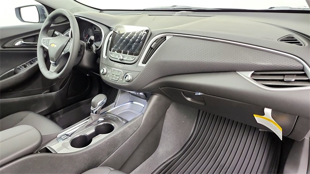 2025 Chevrolet Malibu LT Image 13 of 29