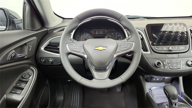 2025 Chevrolet Malibu LT Image 16 of 29