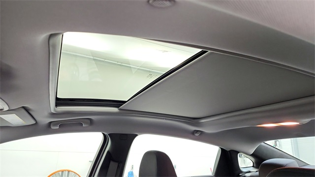 2025 Chevrolet Malibu LT Image 17 of 29