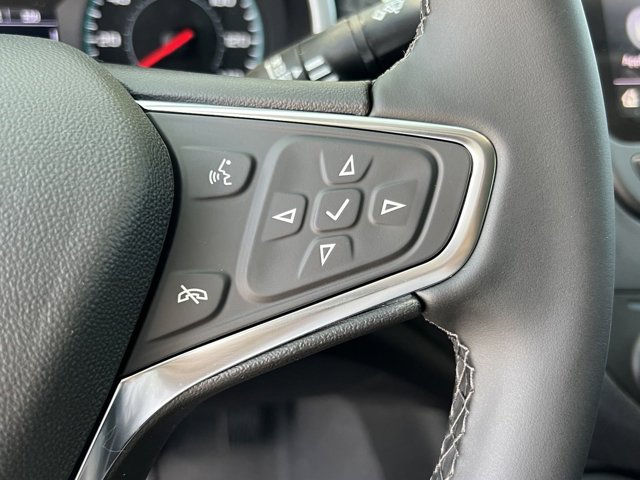 Vehicle image 21 of 28