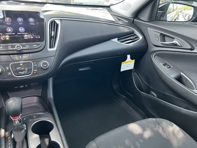 Vehicle image 16 of 28