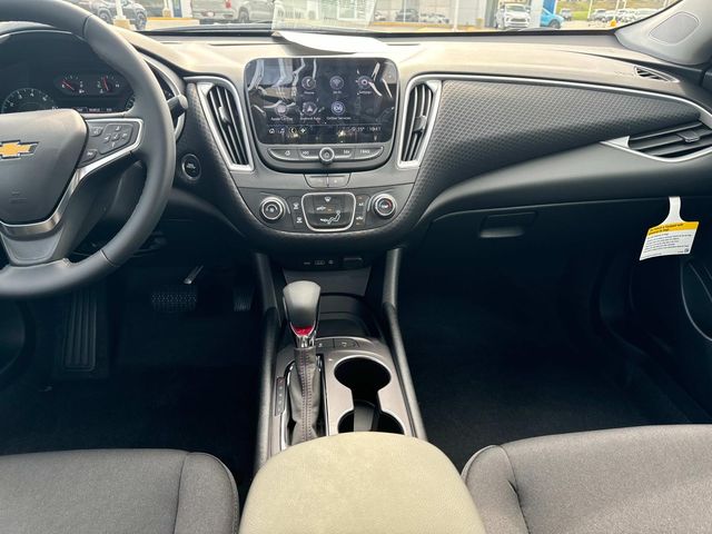 Vehicle image 16 of 33