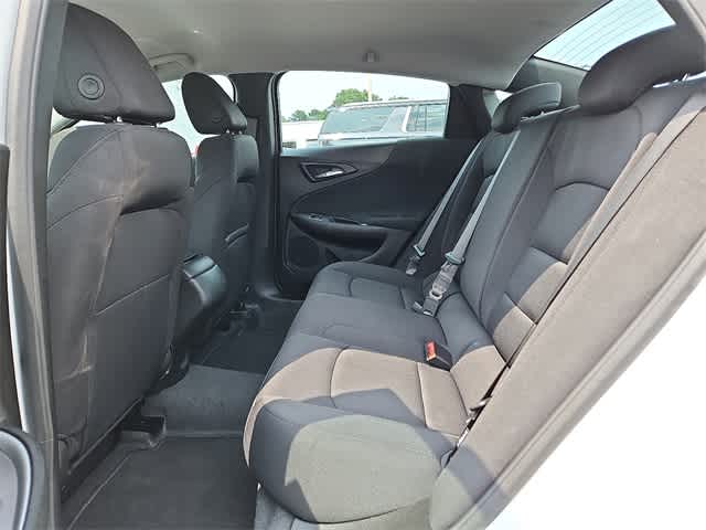 Vehicle image 8 of 22