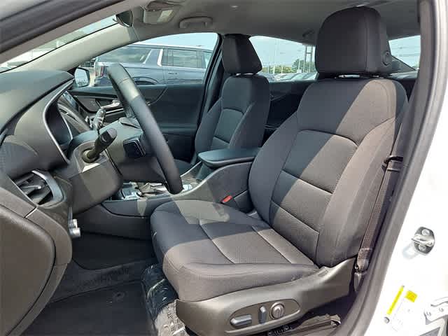 Vehicle image 11 of 22
