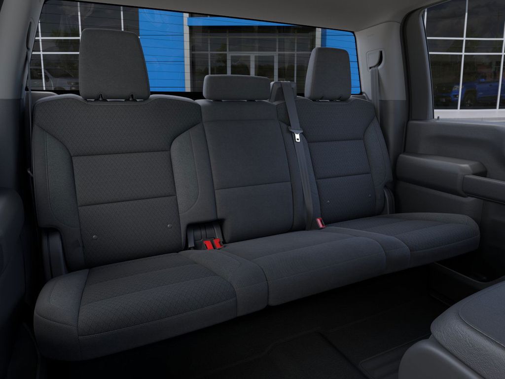 2025 Chevrolet Silverado 2500HD Custom Image 10 of 24