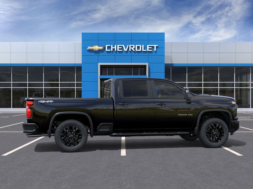 2025 Chevrolet Silverado 2500HD Custom Image 6 of 24
