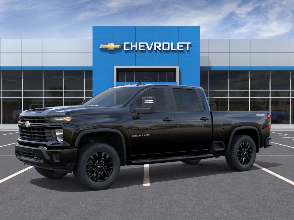 2025 Chevrolet Silverado 2500HD Custom Image 4 of 24