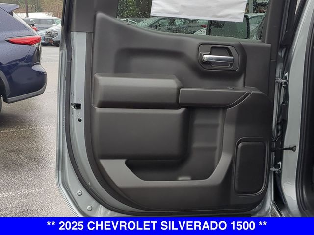 Vehicle image 27 of 41