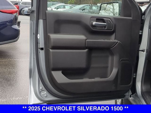 Vehicle image 15 of 41