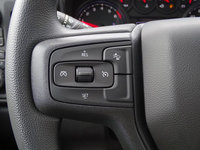 Vehicle image 22 of 28