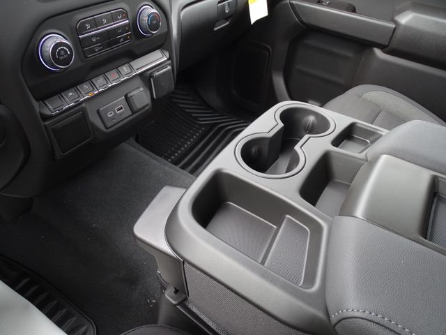 Vehicle image 27 of 28